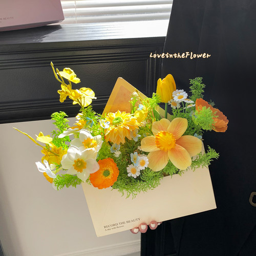 春日清新信封仿真花花束礼盒