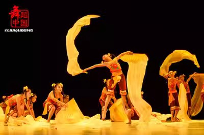 第八届小荷风采黄河颂民族魂舞蹈演出服丫头舞台表演服装扇子道具