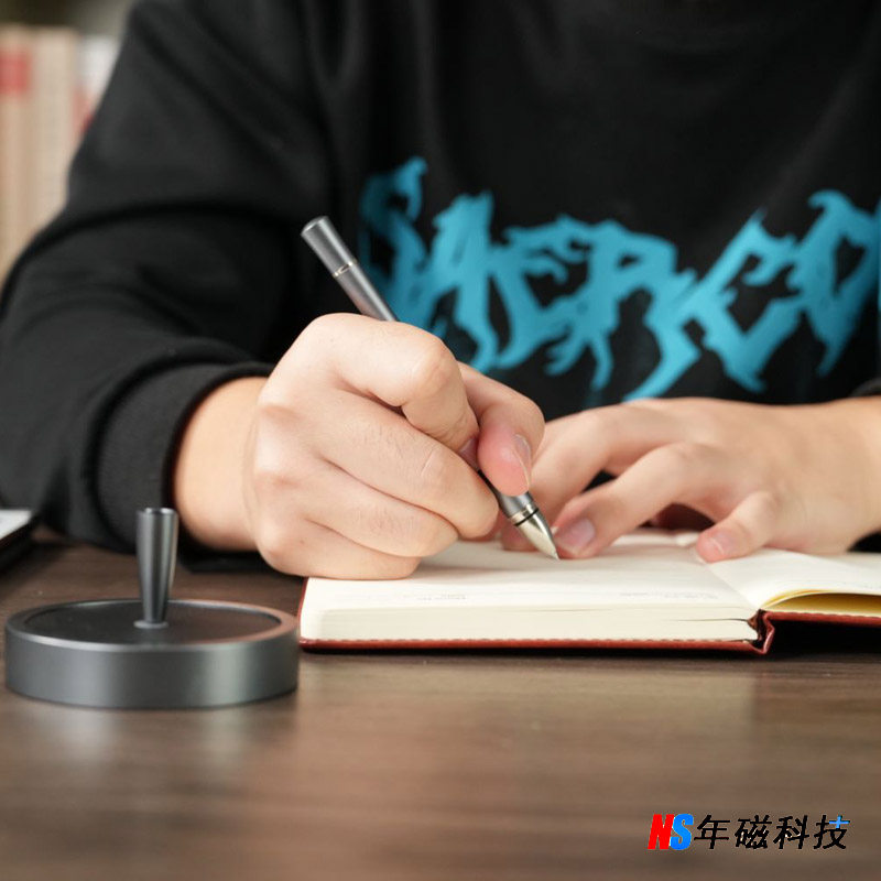 磁悬浮不倒黑科技签字笔 ”不倒闭“ 桌面减压神器 磁性文创礼品