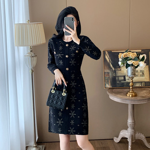 法式气质名媛小香风针织连衣裙女秋冬季新款长袖金丝内搭毛衣裙子