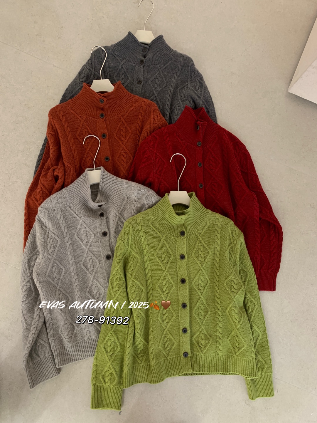 欧洲站2025冬季新款欧货复古高领长袖菱形格麻花羊毛外套针织开衫