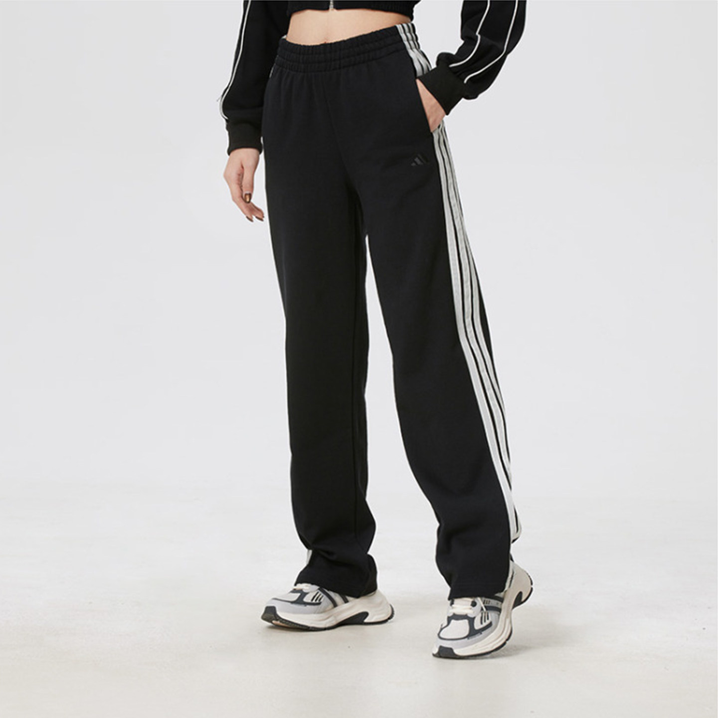 Adidas/阿迪达斯女子三条纹直筒长裤 26秋季运动休闲裤棉质针织裤