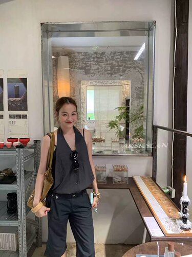 AKskylan夏季假两件挂脖吊带女