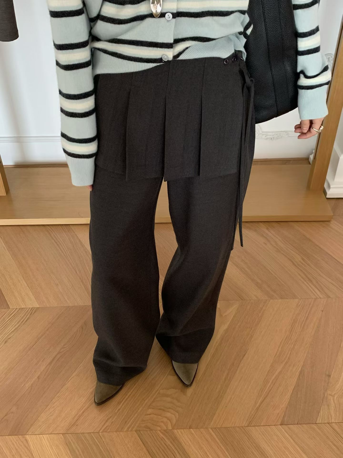 waitmore显瘦两件百褶屁帘裙西装裤女2025年秋冬设计感时尚休闲裤