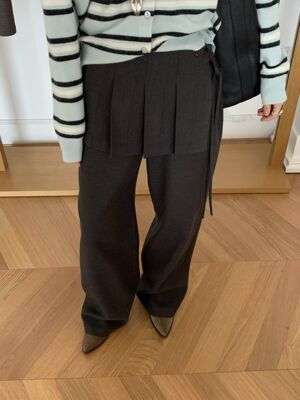 waitmore显瘦两件百褶屁帘裙西装裤女2025年秋冬设计感时尚休闲裤