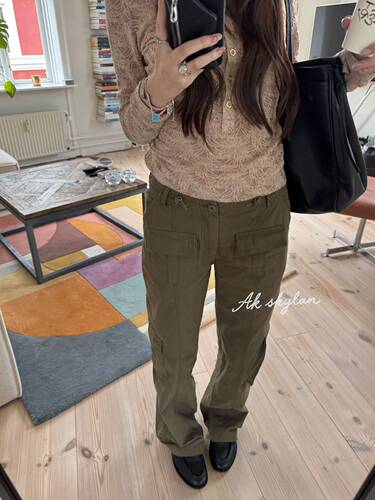 AKskylan显瘦直筒休闲工装裤女
