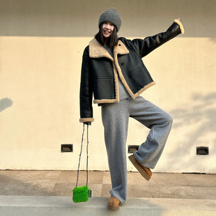 2025冬季两面穿真皮毛一体外套女士显瘦加厚加绒皮草夹克短整皮衣