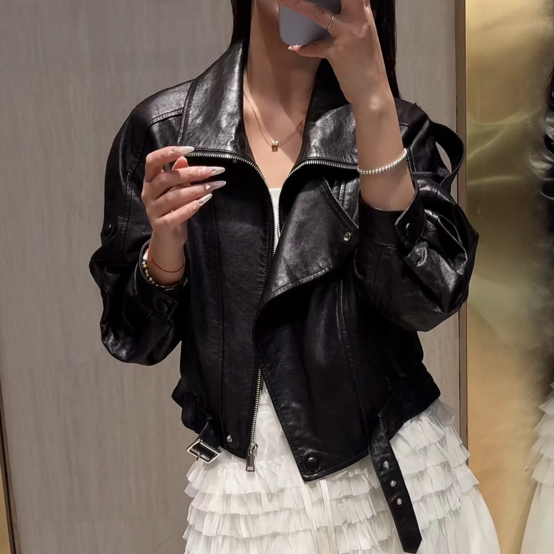 欧货进口油蜡绵羊皮2026春显瘦真皮皮衣女高级夹克通勤机车短外套