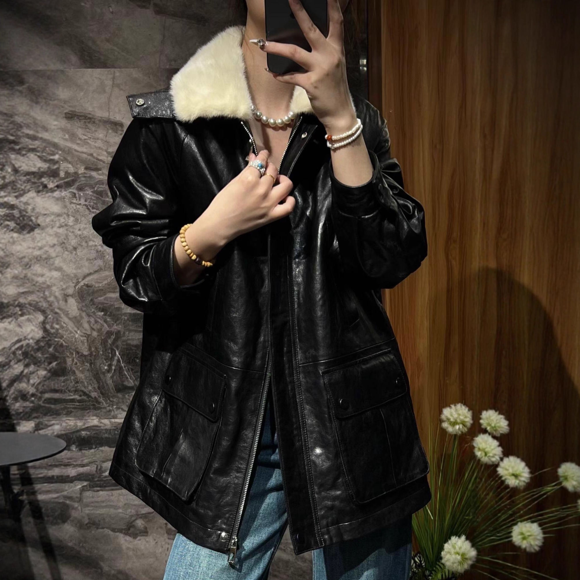 进口水貂毛领真皮羽绒服