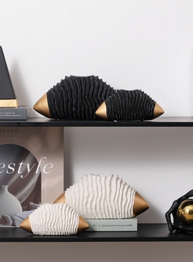 创意抽象艺术陶瓷黑金花瓶摆件电视柜玄关牛角包造型高级感装饰品