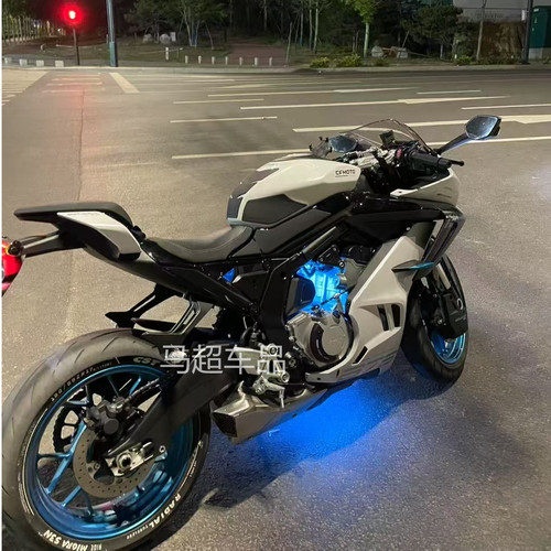 春风450sr 675sr蓝色心脏灯675nk冰蓝色发动机氛围灯改装灯APP