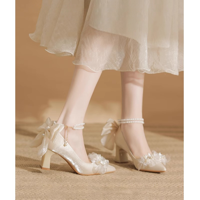 婚鞋小码32杏色甜美单鞋