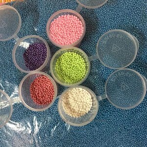 2mm小珍珠糖1kg散装蛋糕点缀装饰彩糖甜甜圈烘焙原料奶油裱花彩粒