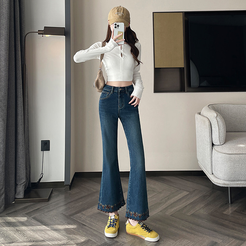微喇牛仔裤女2026春季新款图片