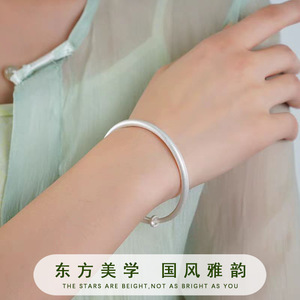 新中式古法磨砂手镯女经典款传承推拉时尚手环简约精致送女友礼物