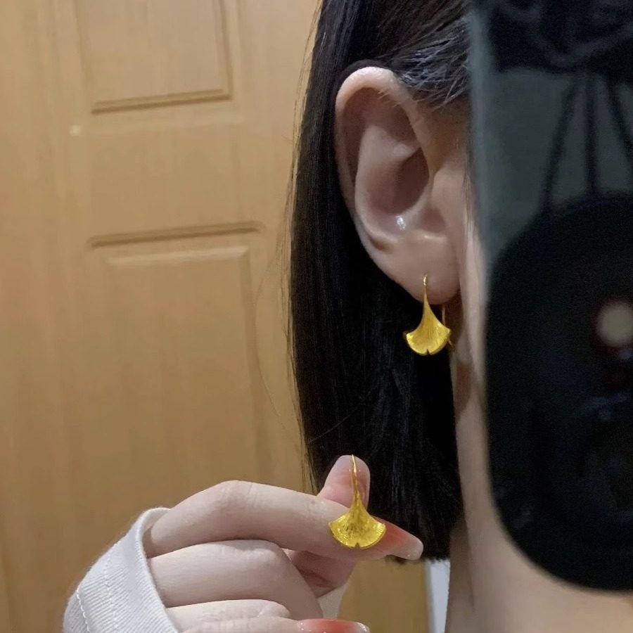 黄金色银杏叶耳饰耳环女耳扣防过