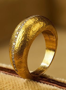 金焰锤纹锆石戒指黄金色新款戒指