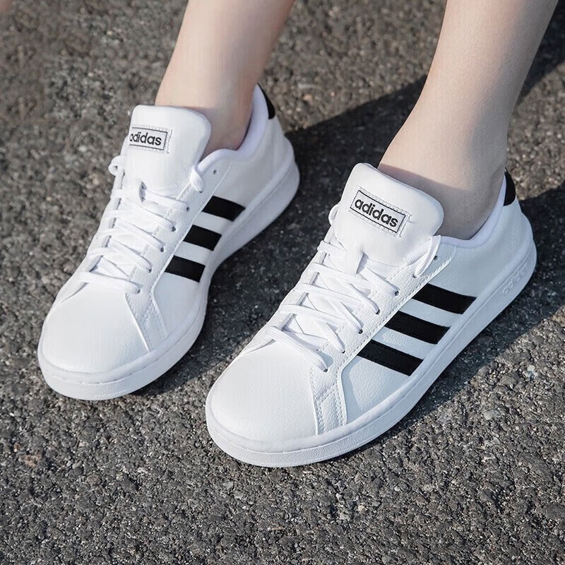Adidas女鞋夏季新款皮质复古透气网球运动鞋小白鞋女板鞋