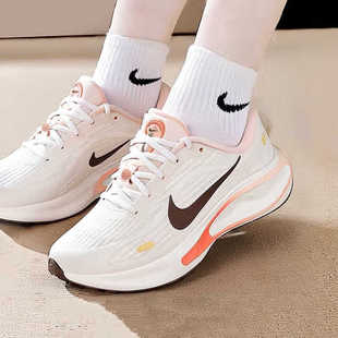 Nike/耐克女鞋2025春夏季新款运动鞋缓震网面鞋跑步鞋透气休闲鞋