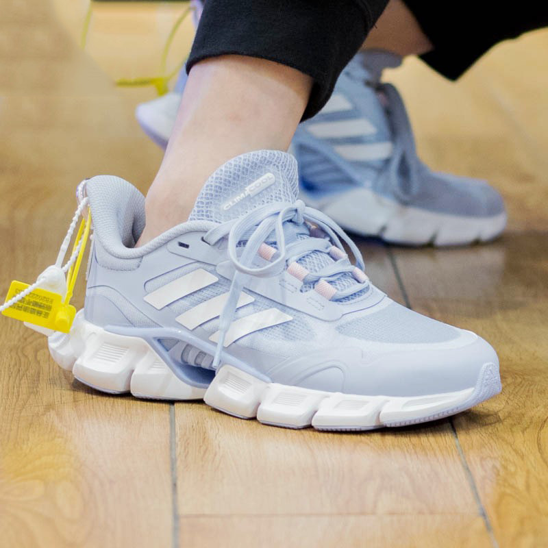 Adidas网面女鞋夏季新款运动鞋清风缓震CLIMACOOL跑步鞋IF0633