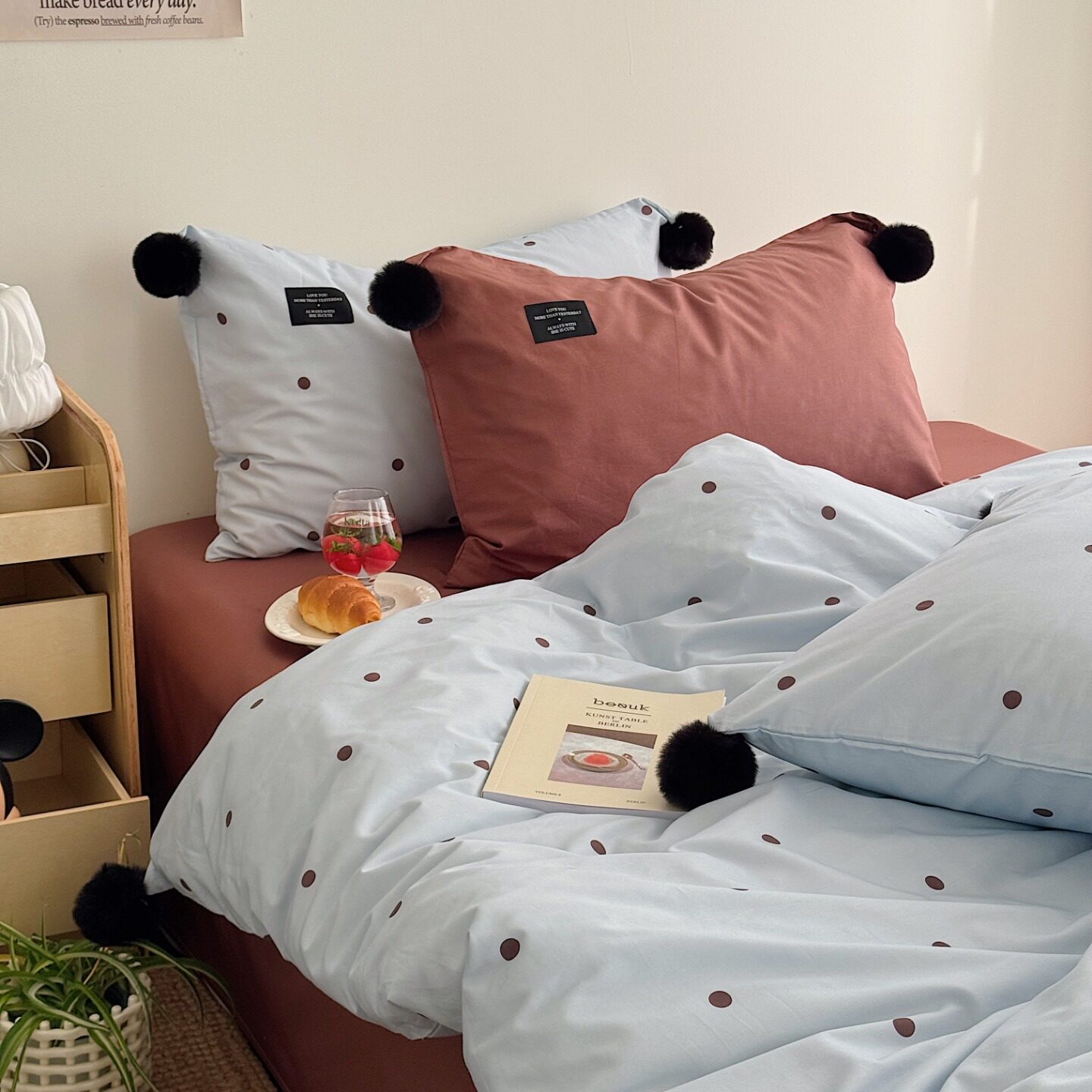 INS毛球蓝色波点全棉床上四件套