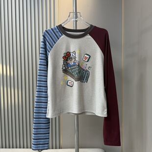 欧货2026早春新款趣味发财麻将Kitty拼接条纹长袖T恤女时髦上衣潮