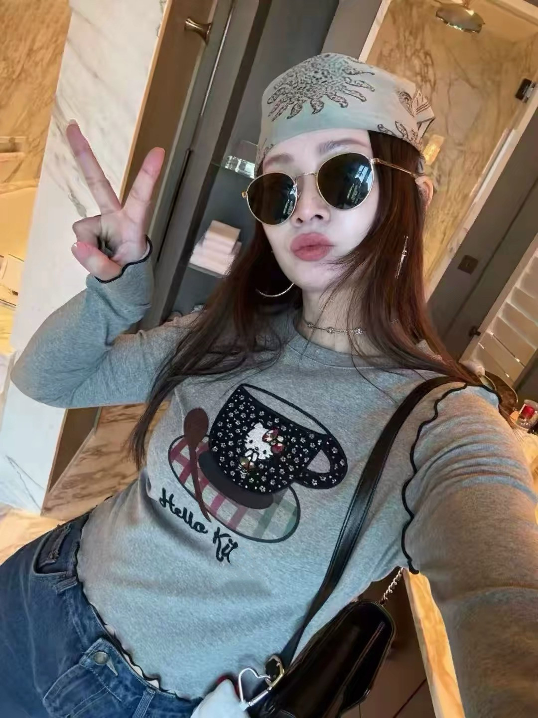 特价清仓 最后几件 时尚圆领茶杯猫咪刺绣长袖T恤女减龄打底衫