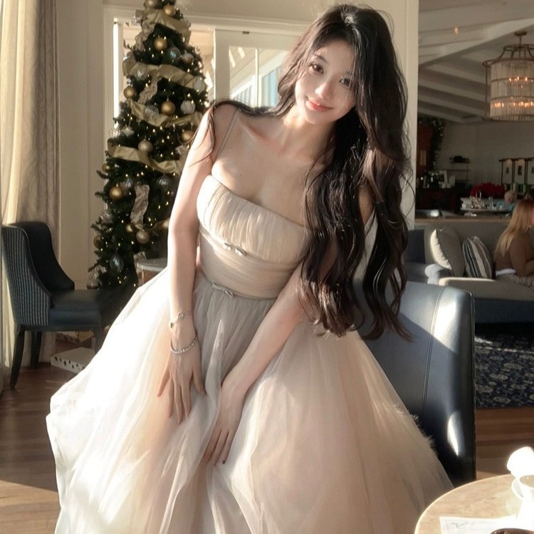 法式吊带礼服裙气质优雅灰白色长款连衣裙2025新款学生艺考演出服