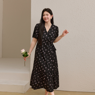 【度假风碎花裙】纤莉秀大码女装一片式系带收腰连衣裙胖mm夏新款