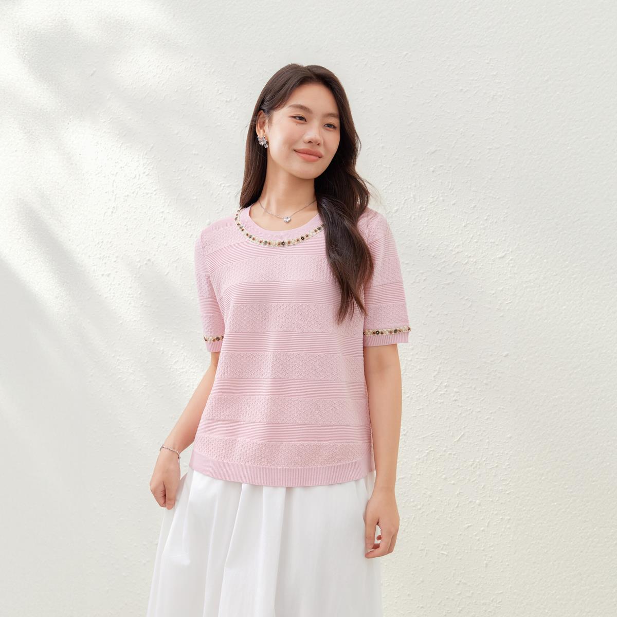 【半岛时光】立体绣花肌理感轻薄针织衫纤莉秀大码女装胖mm夏新款