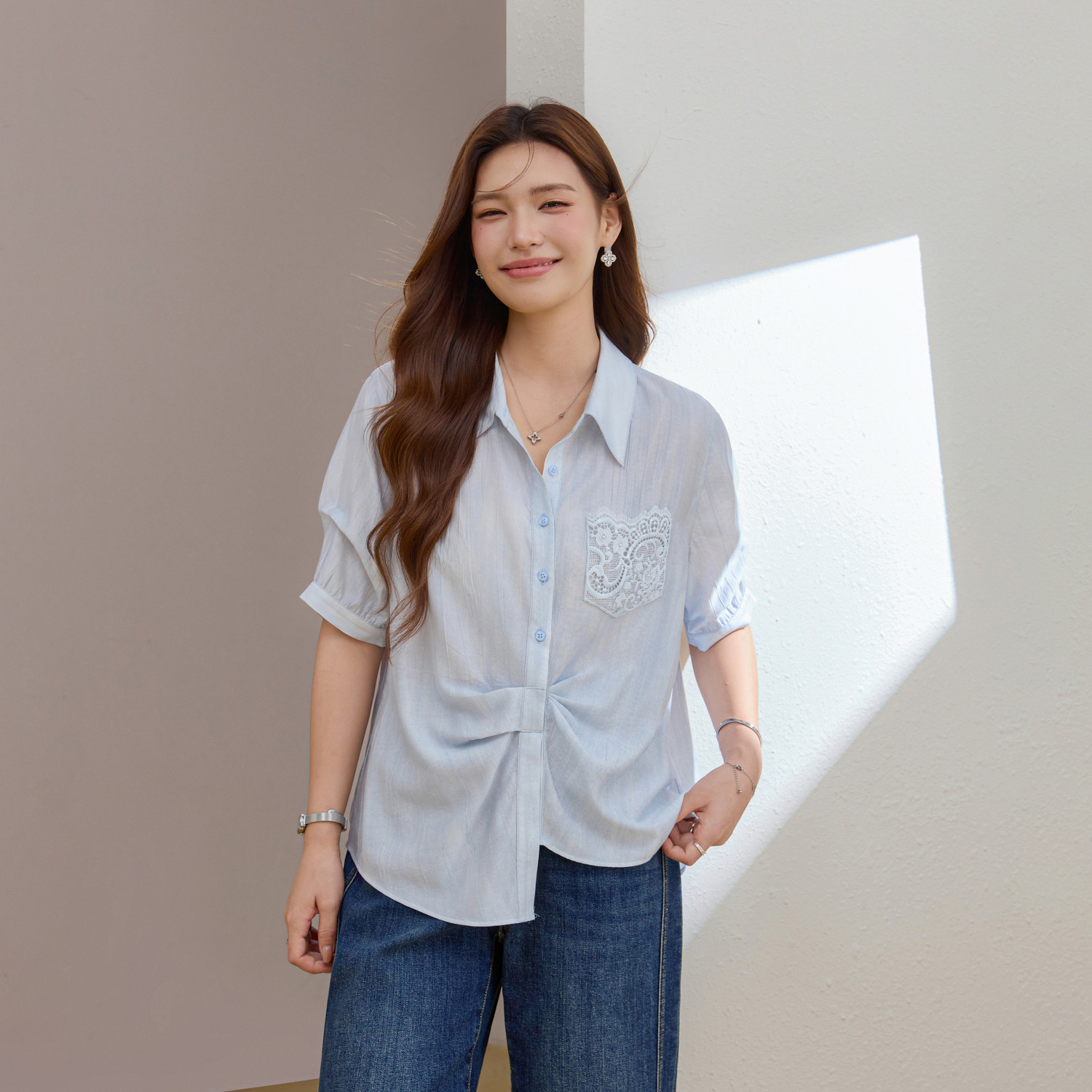 【扭结设计泡泡袖衬衫】纤莉秀大码女装薄款减龄上衣胖mm夏季新款