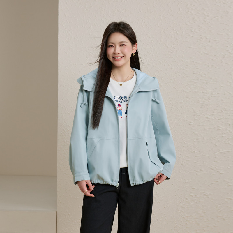 【户外运动风外套】纤莉秀大码女装休闲连帽百搭开衫胖mm春装新款