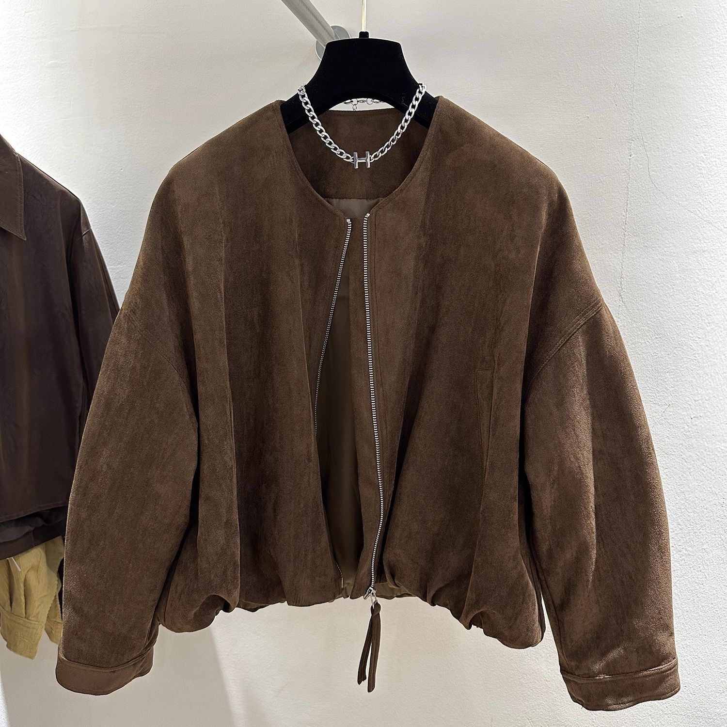 短款仿鹿皮绒棒球服外套女秋冬新款复古宽松胖MM气质洋气夹克上衣