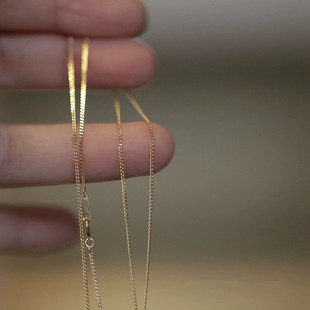 简约百搭轻奢高级925纯银镀14k金细闪经典侧身锁骨链女可调节裸链