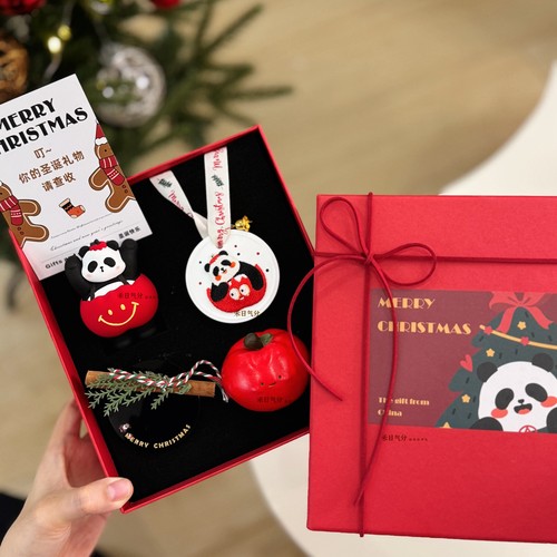 圆宝熊猫香薰摆件送老外圣诞礼物