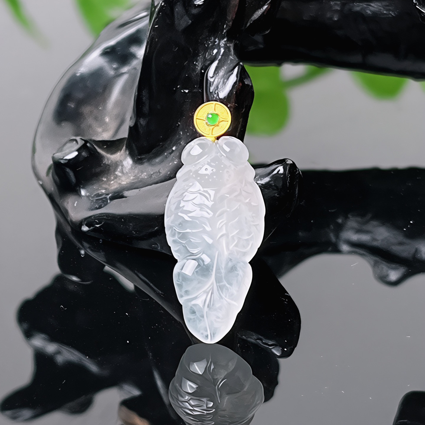 冰种 冰润18K金镶嵌金鱼吊坠 缅甸天然A货翡翠珠宝玉石玉坠带证书