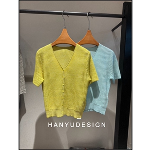 韩钰DESIGN 百搭V领短袖 26早春新款 时尚 女 羊毛韩版