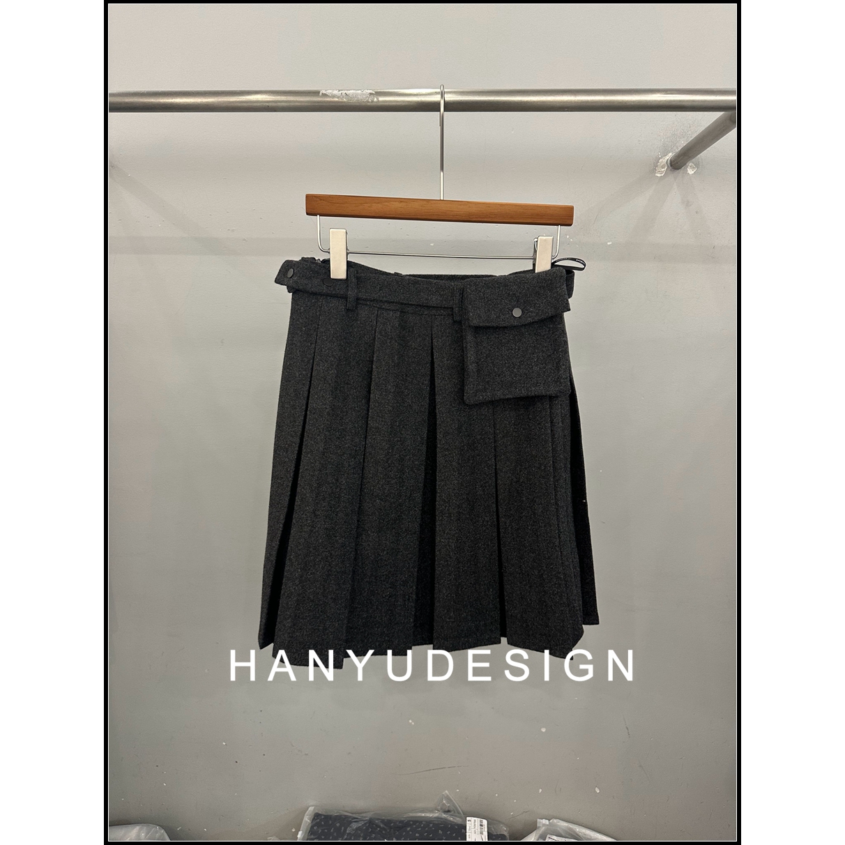 韩钰DESIGN百搭压褶洋气小口袋裙