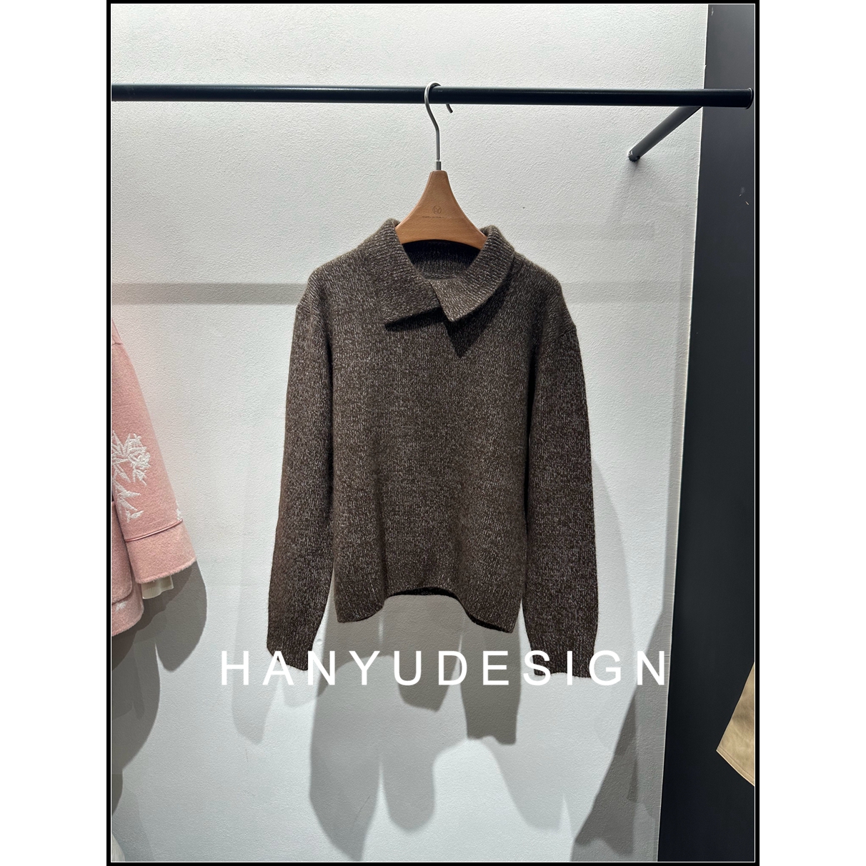 韩钰DESIGN休闲风翻领羊毛针织衫