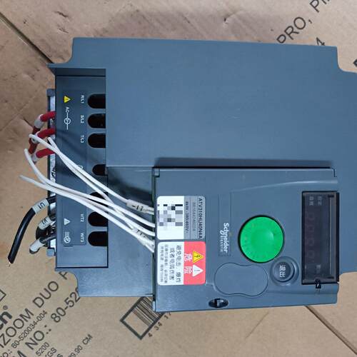 议价ATV310HU40N4A 变频器 4KW 工控调速装置维修