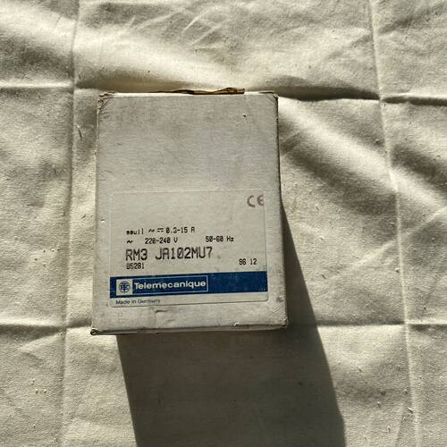 议价RM3 JA102MU7 电流继电器 220-240V 50-60Hz 工控元器件维修