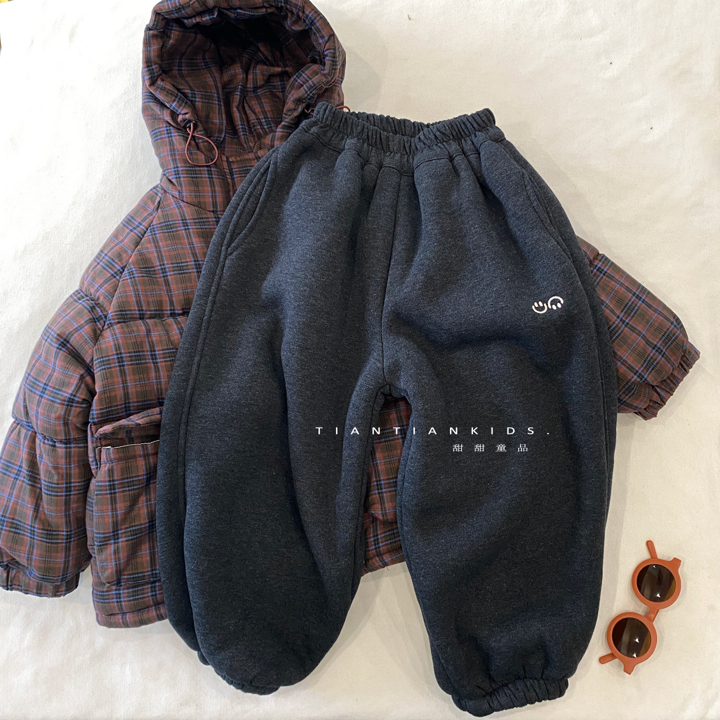 男童加绒卫裤儿童宽松舒适