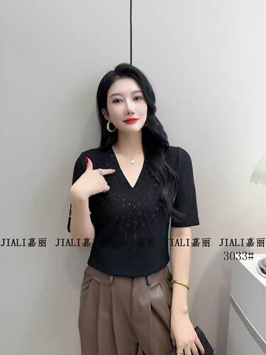 JLZX 3033春夏季新款百搭烫钻双层弹力网纱中袖V领女打底衫