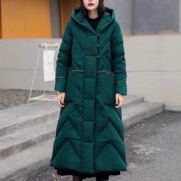 夹棉加厚刺绣连帽羽绒棉服外套女