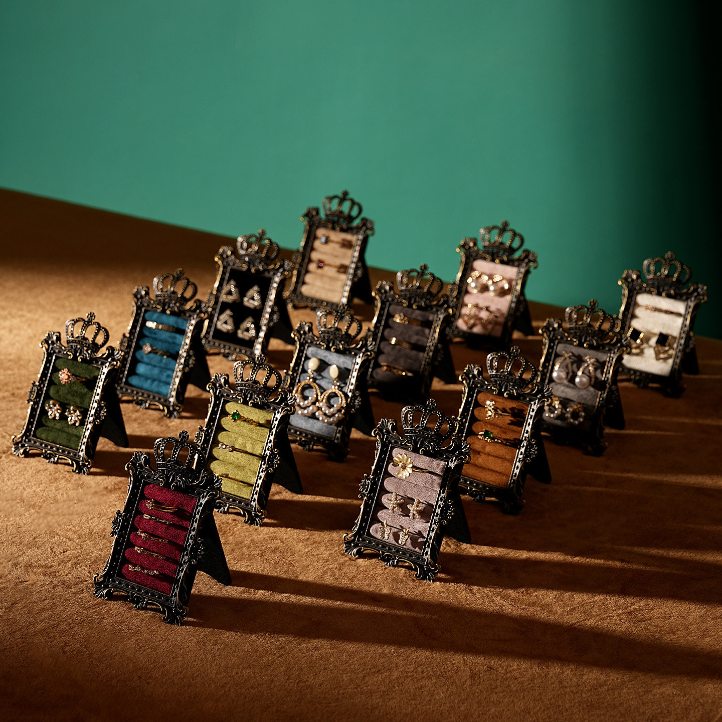 首饰展示架复古黑金皇冠相框戒指收纳盘饰品店铺陈列拍摄道具摆件,饰品/流行首饰/时尚饰品新,首饰展示架,淘宝优惠券,粉丝福利购,淘宝优惠卷