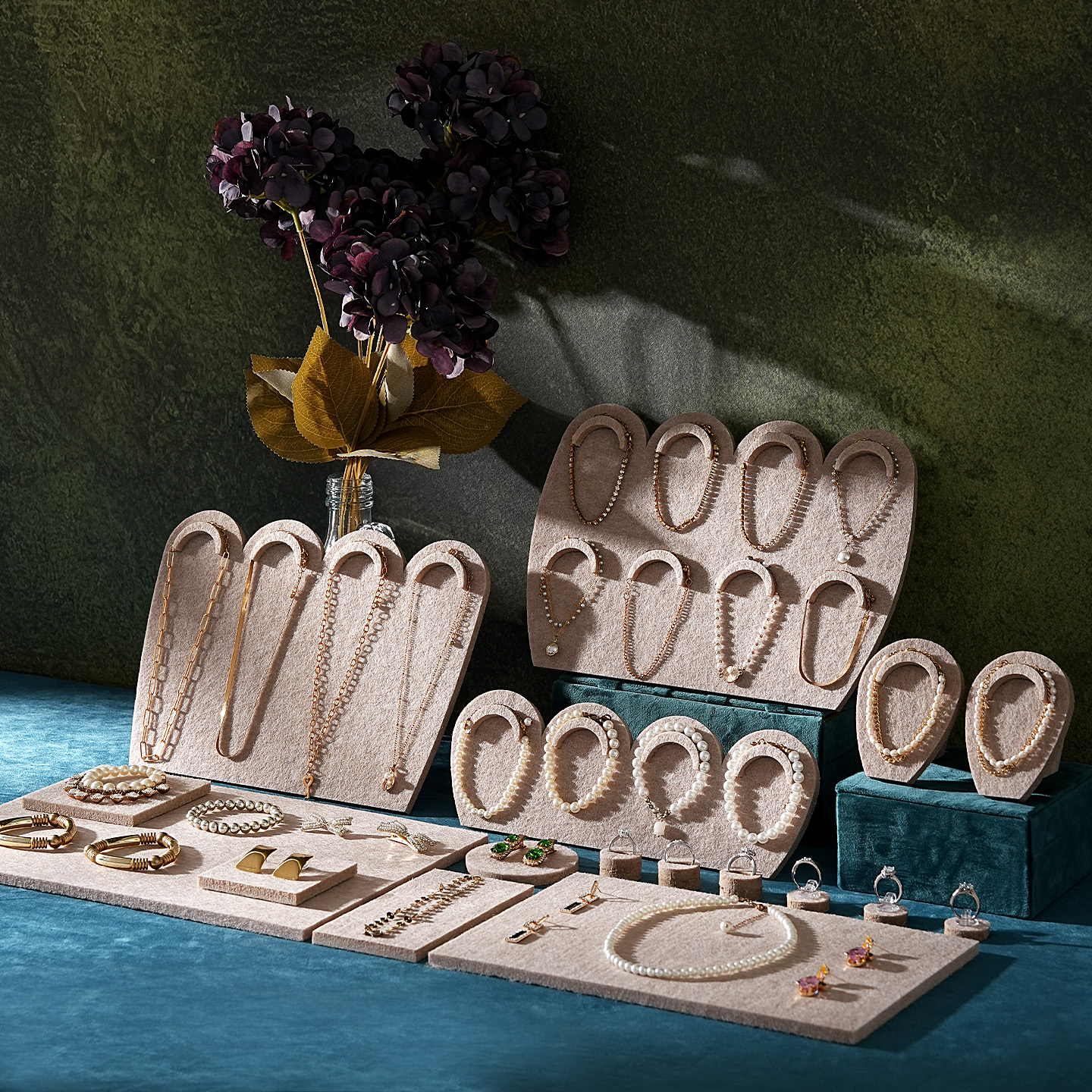 首饰展示架浅棕毛毡饰品陈列托垫戒指耳环架店铺拍摄道具创意摆件