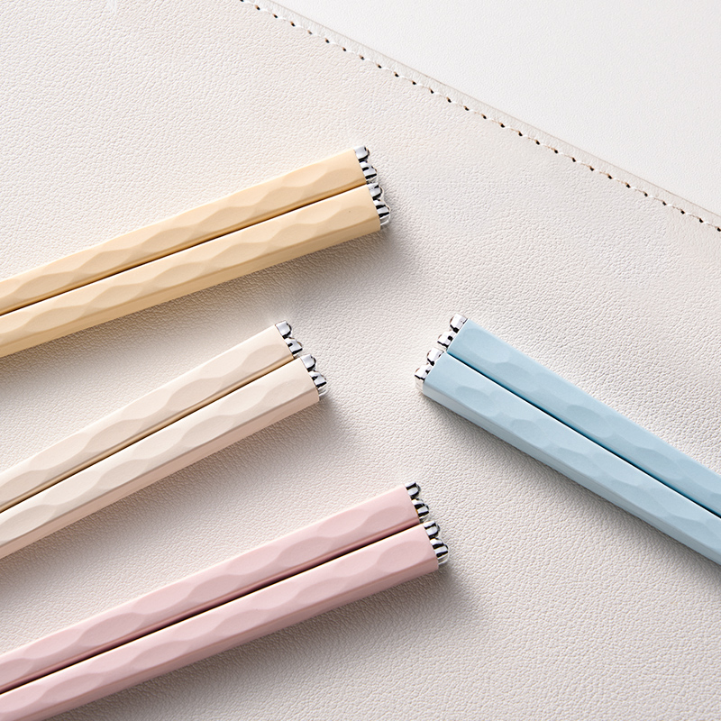 优圣美帝马卡龙合金筷子家用分餐