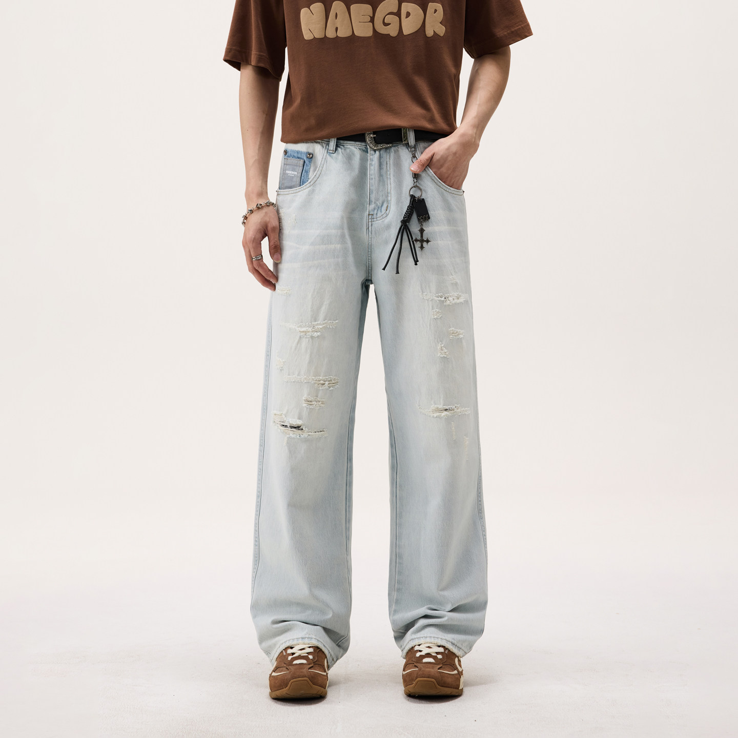 美式复古潮牌破洞浅色牛仔裤男款休闲阔腿百搭宽松直筒痞帅长裤男