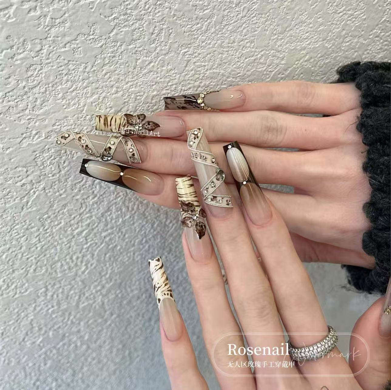 暗纹圣歌手绘辣妹穿戴甲秋冬美拉德法式纯手工长款美甲贴片543,彩妆/香水/美妆工具,穿戴甲/甲片,淘宝优惠券,粉丝福利购,淘宝优惠卷