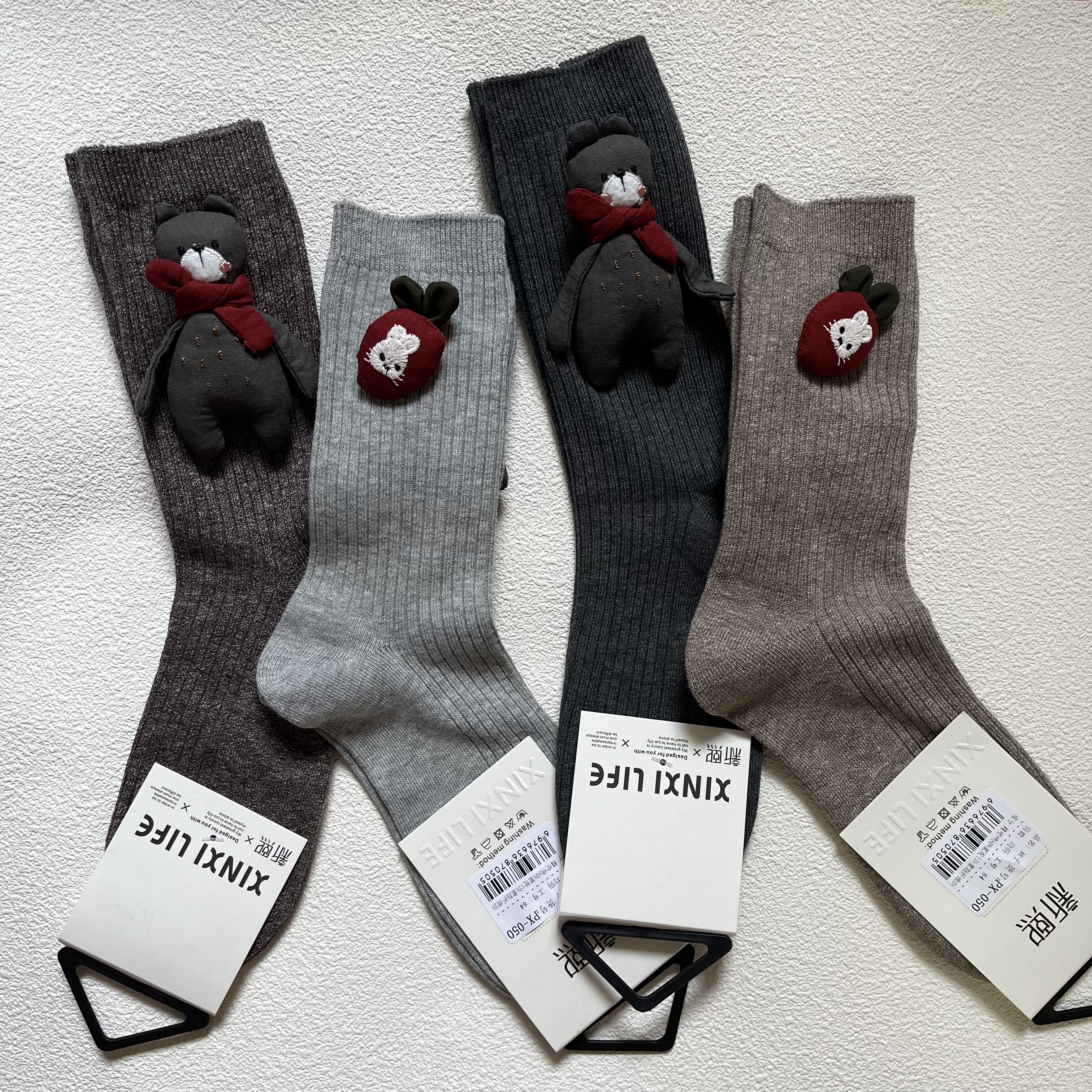 【2双包邮】秋冬新款卡通AB面立体小熊玩偶中筒袜潮个性可爱女袜